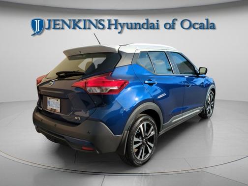 2020 Nissan Kicks SR