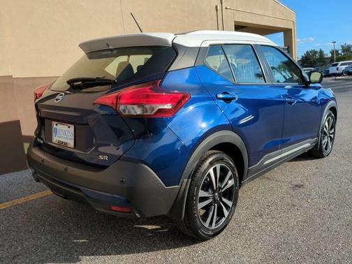 2020 Nissan Kicks SR