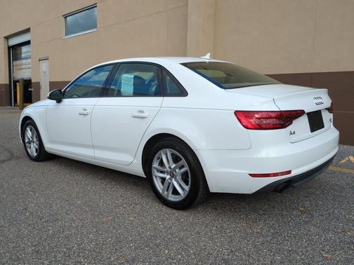 2017 Audi A4 ultra Premium