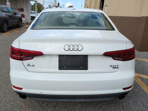 2017 Audi A4 ultra Premium