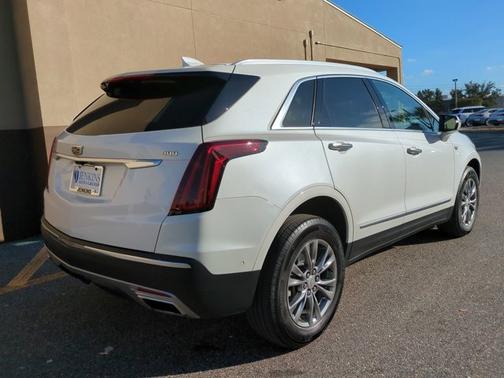 2021 Cadillac XT5 FWD Premium Luxury