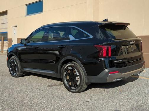 2025 Kia Sorento Hybrid EX