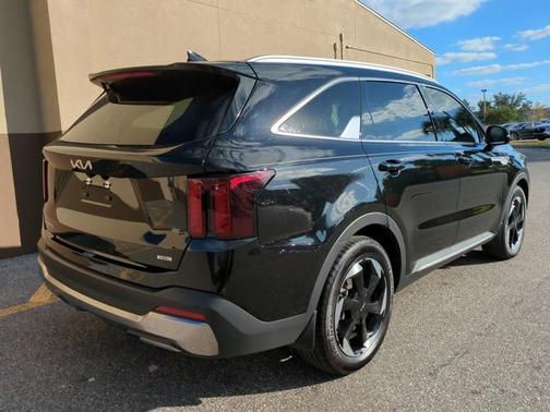 2025 Kia Sorento Hybrid EX