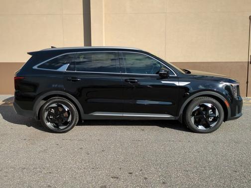 2025 Kia Sorento Hybrid EX