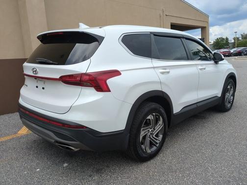 2021 Hyundai SANTA FE SE