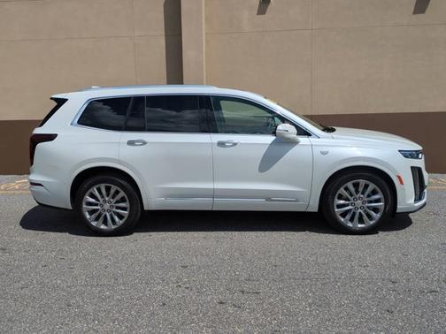 2021 Cadillac XT6 Premium Luxury