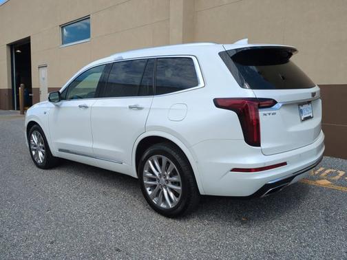 2021 Cadillac XT6 Premium Luxury