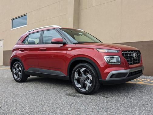 2025 Hyundai VENUE SEL