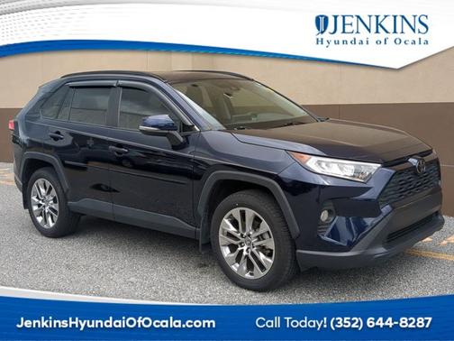 2020 Toyota RAV4 XLE Premium