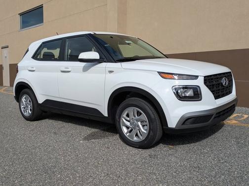 2026 Hyundai VENUE SE