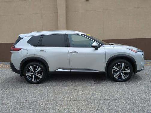 2022 Nissan Rogue Platinum