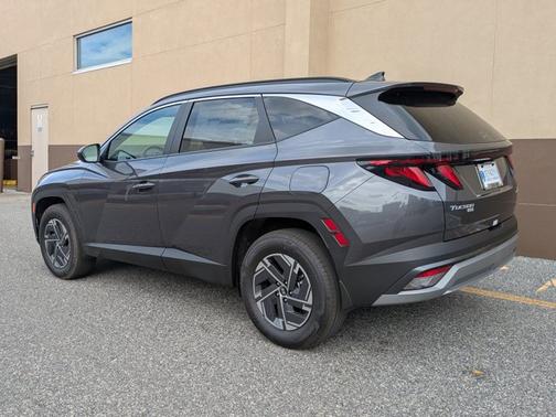 2025 Hyundai TUCSON Hybrid Blue