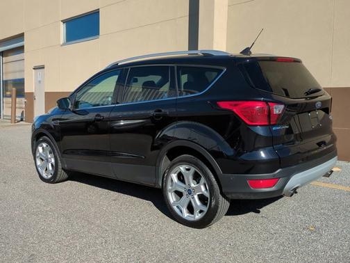 2019 Ford Escape Titanium