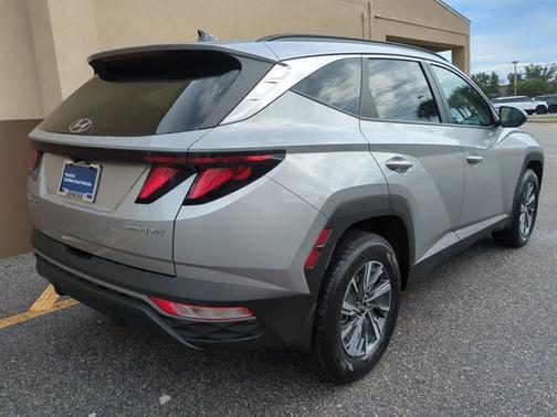 2024 Hyundai TUCSON Hybrid Blue