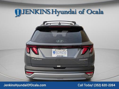 2026 Hyundai TUCSON Hybrid SEL