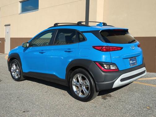 2022 Hyundai KONA SEL