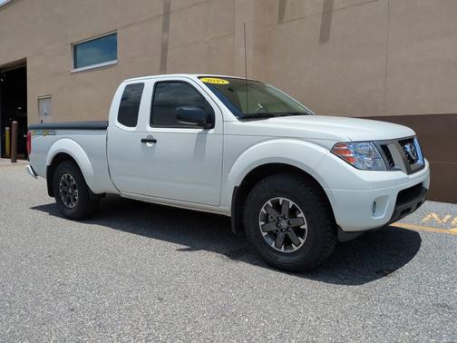 2019 Nissan Frontier Desert Runner