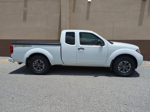 2019 Nissan Frontier Desert Runner