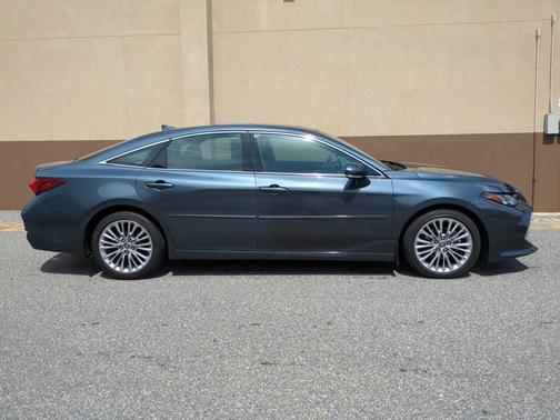 2021 Toyota Avalon Limited