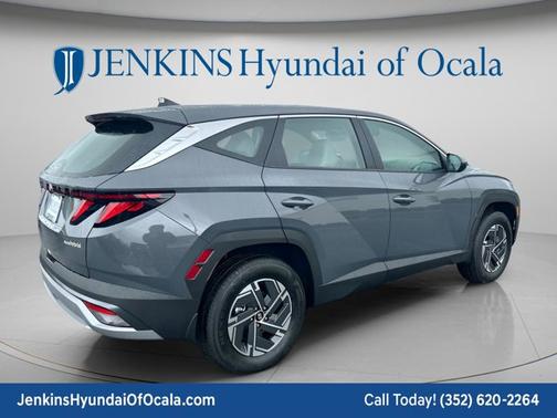 Ecotronic Gray 2026 Hyundai TUCSON Hybrid Blue SE