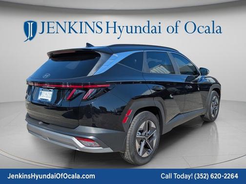 Phantom Black 2026 Hyundai TUCSON SEL Premium