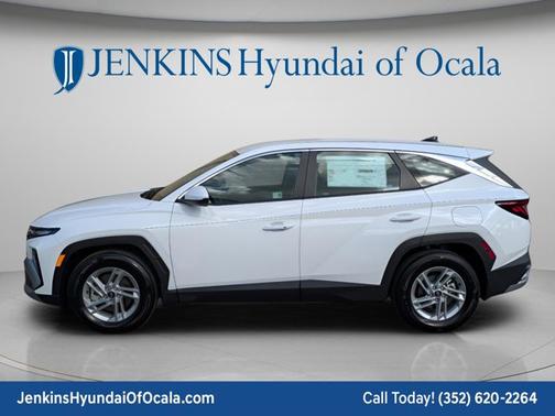 2025 Hyundai TUCSON SE
