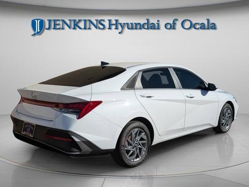 2026 Hyundai ELANTRA HEV Blue