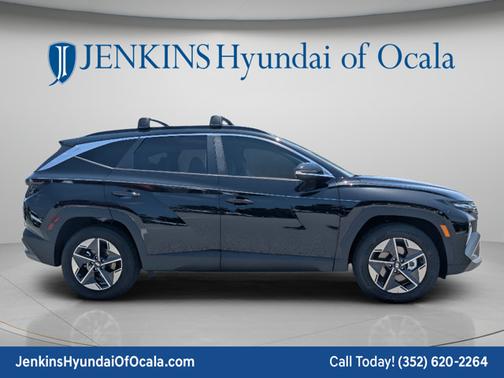 Phantom Black 2026 Hyundai TUCSON SEL Premium