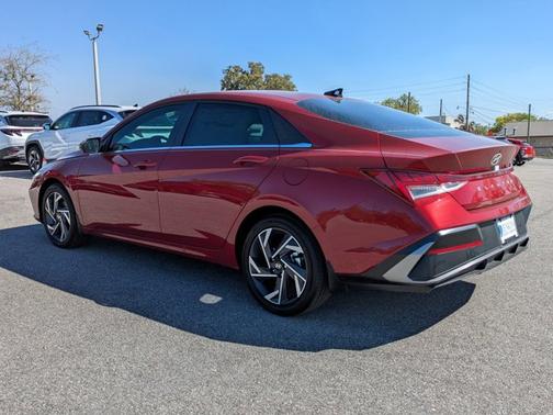 2025 Hyundai ELANTRA HEV Limited