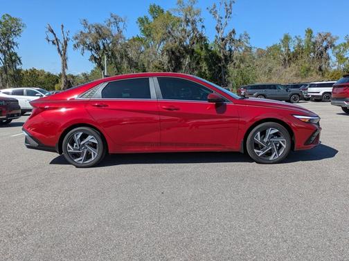 2025 Hyundai ELANTRA HEV Limited