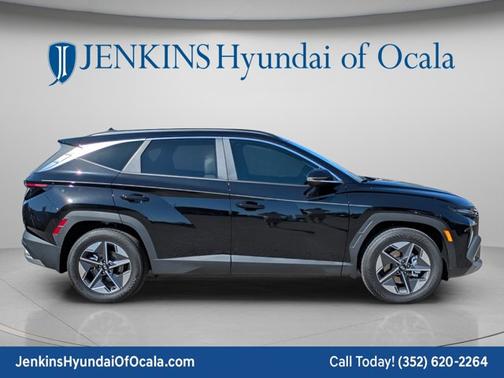 Phantom Black 2026 Hyundai TUCSON SEL Premium