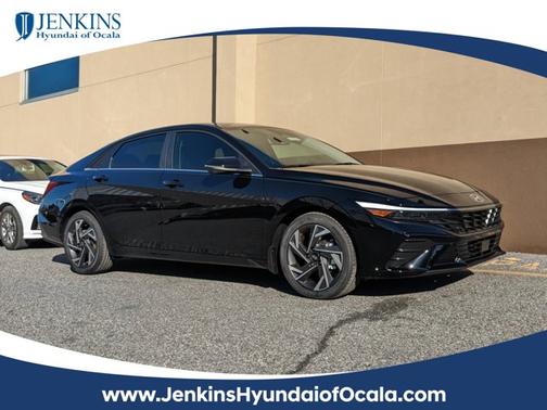 2025 Hyundai ELANTRA Limited