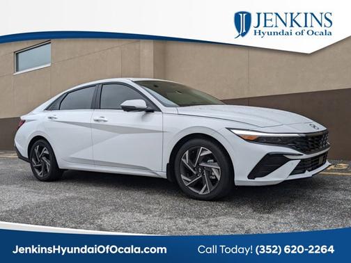 2025 Hyundai ELANTRA Limited