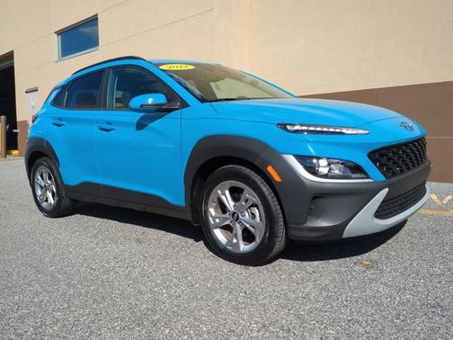 2022 Hyundai KONA SEL
