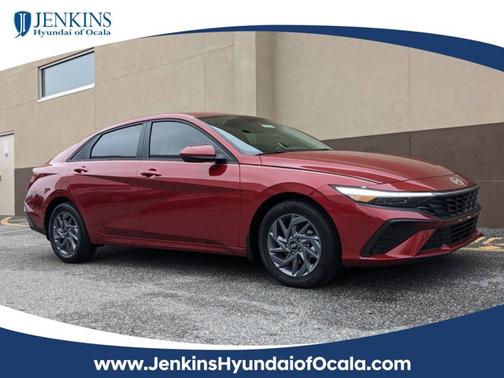 2025 Hyundai ELANTRA SEL Sport