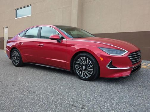 2021 Hyundai SONATA Hybrid Limited