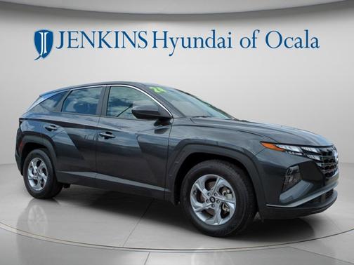 2024 Hyundai TUCSON SE