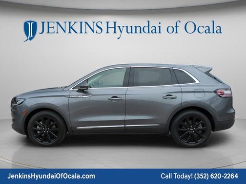 Gray Metallic 2022 Lincoln Nautilus Reserve