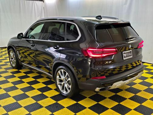 2021 BMW X5 PHEV xDrive45e