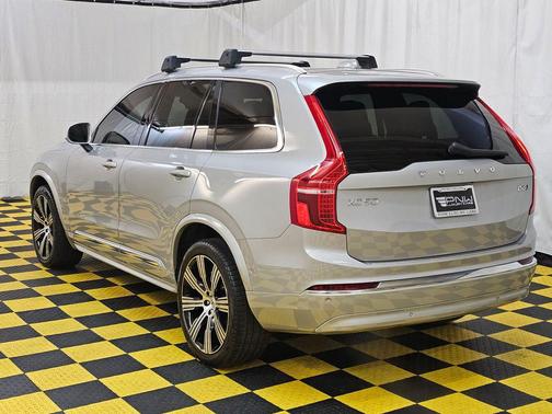 2023 Volvo XC90 B6 Ultimate 7-Seater