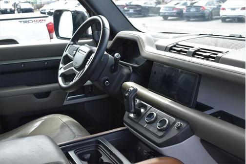 2020 Land Rover Defender 110 HSE