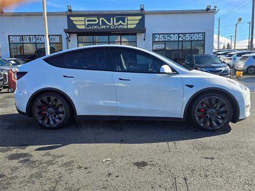 2022 Tesla Model Y Performance Dual Motor All-Wheel Drive