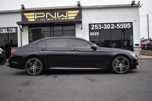2017 BMW 750 I