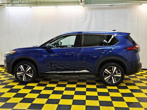 Caspian Blue Metallic 2023 Nissan Rogue SL