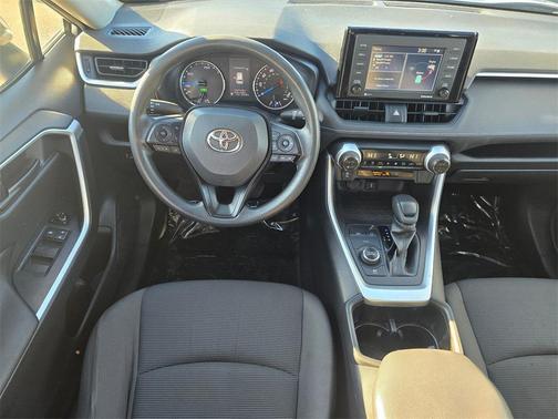 2022 Toyota RAV4 Hybrid LE