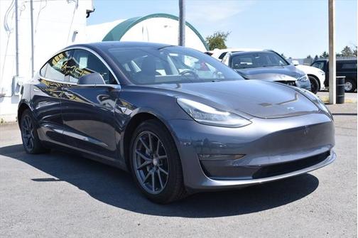 2019 Tesla Model 3 Standard Range