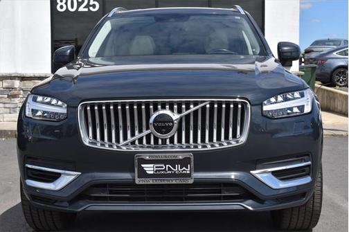 2022 Volvo XC90 Recharge Plug-In Hybrid T8 Inscription Expression 7 Passenger
