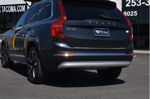 2022 Volvo XC90 Recharge Plug-In Hybrid T8 Inscription Expression 7 Passenger