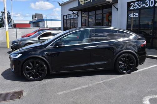2018 Tesla Model X 75D
