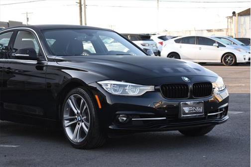 2018 BMW 330 330i